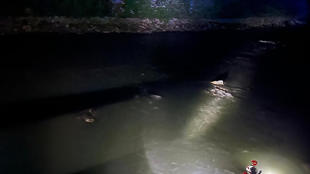 Fast 200 Einsatzkräfte waren bei der Suchaktion an der Salzach im Pongau beteiligt.