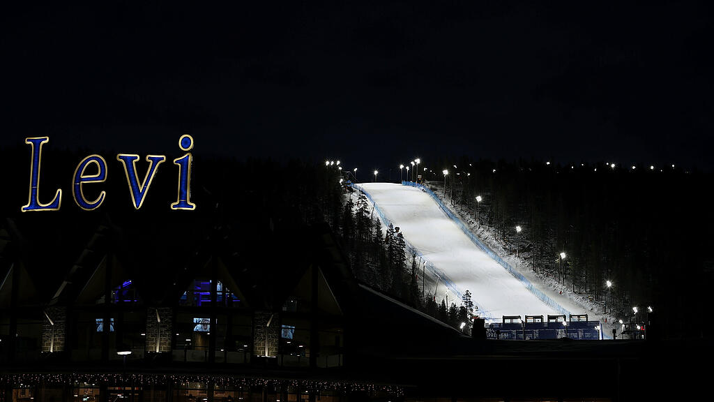 Damen-Slalom in Levi: 1. Durchgang