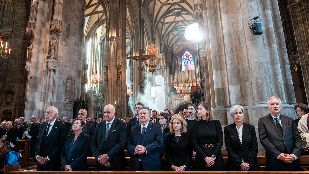 TRAUERGOTTESDIENST FR VERSTORBENEN PAPST FRANZISKUS