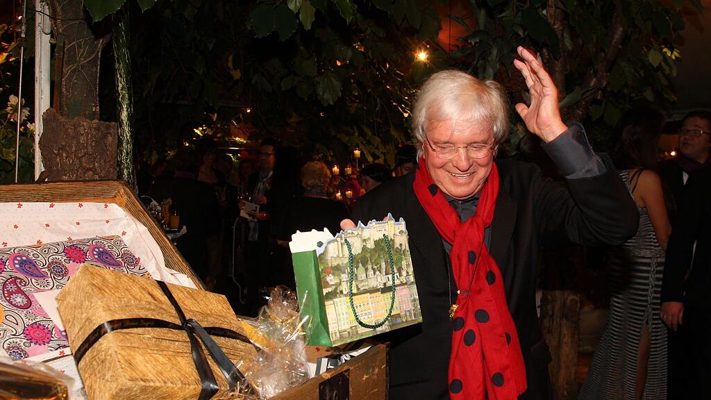 Zum Geschenke-Auspacken kam Gerd Käfer wohl erst nach der Party.