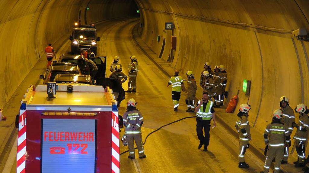 Crash im Zetzenbergtunnel