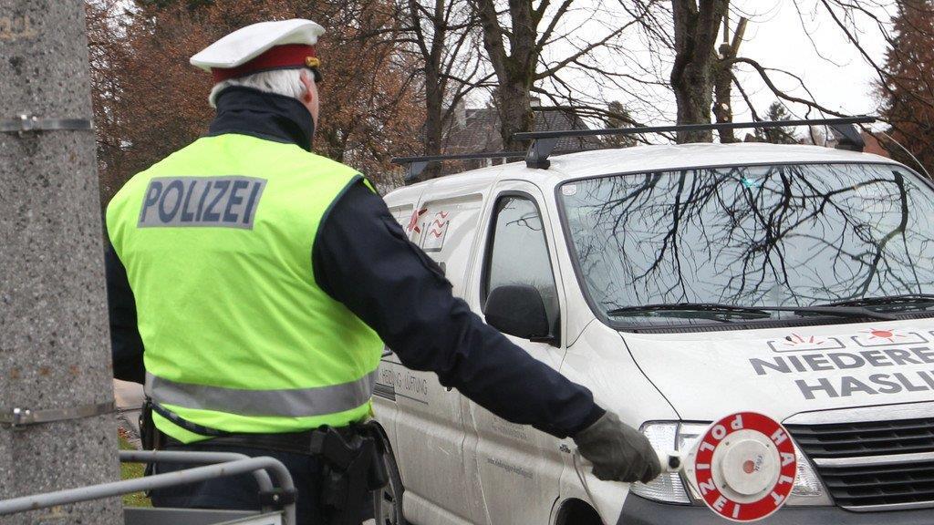 Gib 8: Kontrollen in Salzburg, II