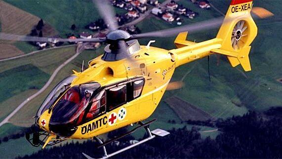 Mit dem Notarzt-Hubschrauber musste der Bub ins Spital gebracht werden