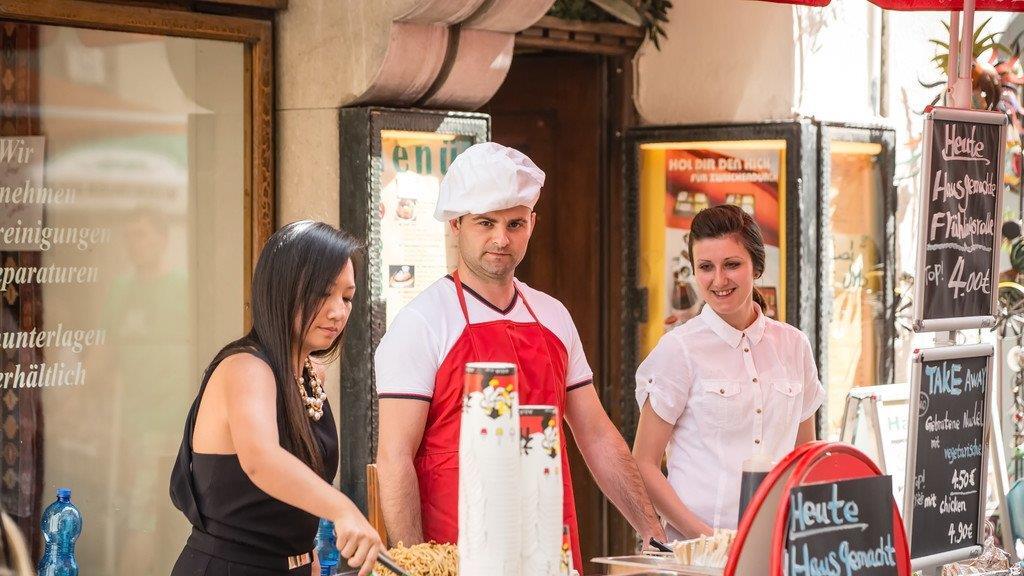 Linzergassenfest 2015 bei Sonnenschein eröffnet