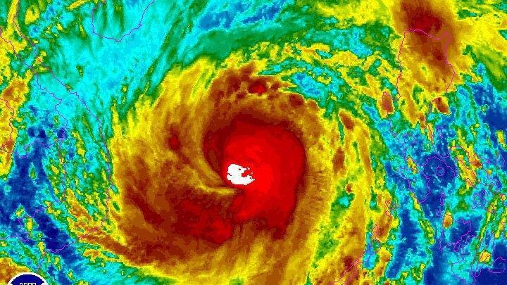 Philippinen: Taifun Haiyan verwüstet Stadt Tacloban - mindestens 100 Tote