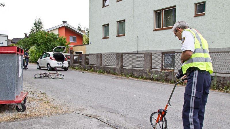 Radfahrerin kollidiert mit Pkw