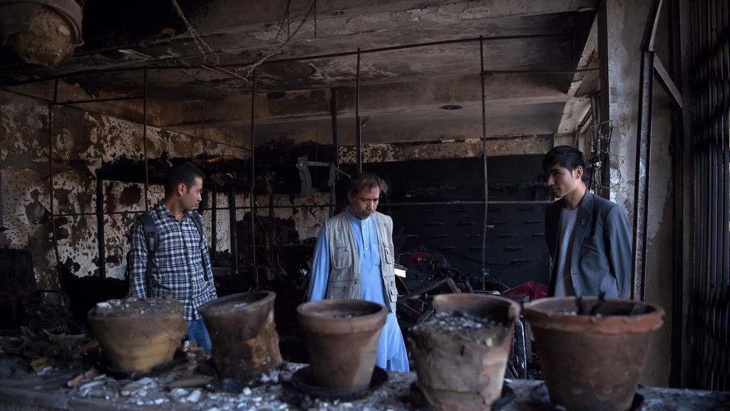 Bombenanschlag in Kabul fordert dutzende Tote