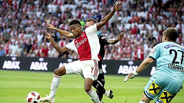Ajax zeigte Sturm Grenzen auf