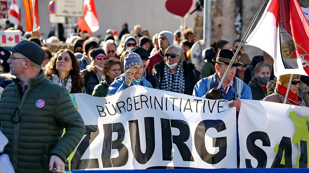 Corona-Demo in der Stadt Salzburg