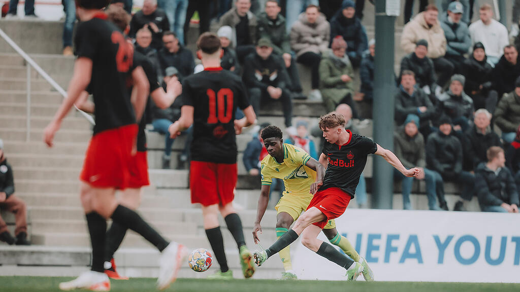 Jung-Bullen, Youth League, Nantes