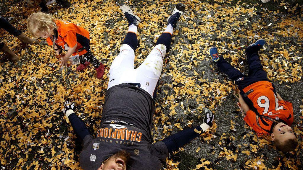 Denver Broncos feiern Sieg bei 50. Super Bowl