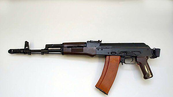 Waffenhändler verkaufte Kalaschnikow nach Paris