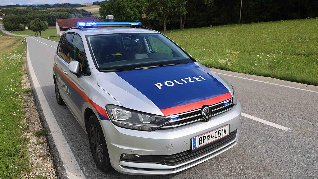 Polizei, Einsatzfahrzeug