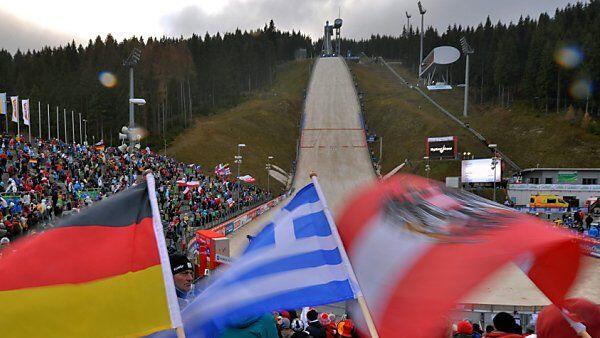 Böiger Wind und kaum Schnee in Klingenthal