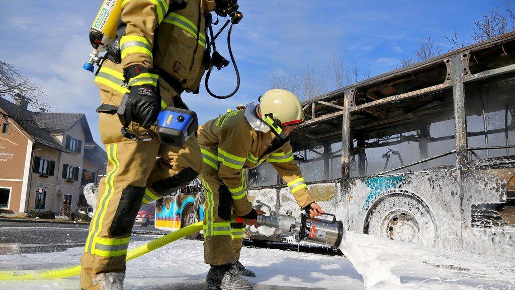Bus ausgebrannt II