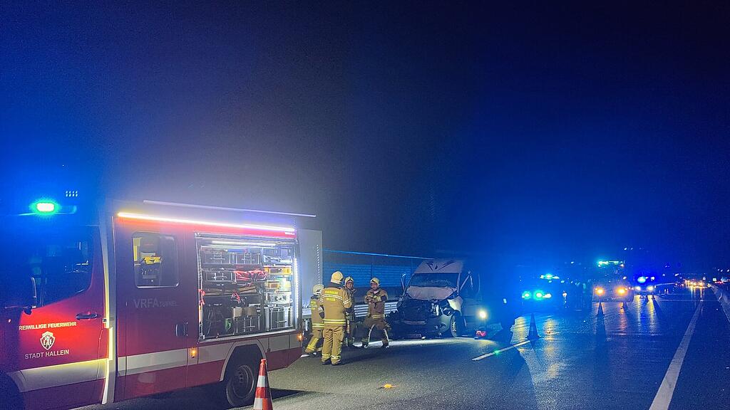 Kleintransporter-Crash auf A10 in Hallein