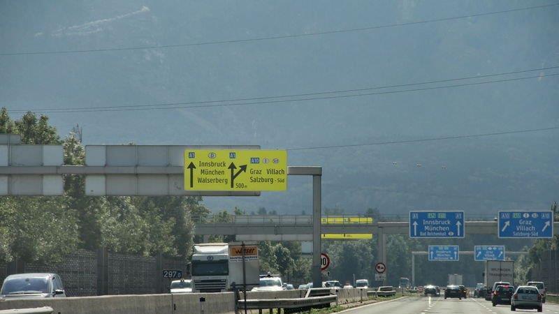 Bilder der Vorbereitungen auf der A1