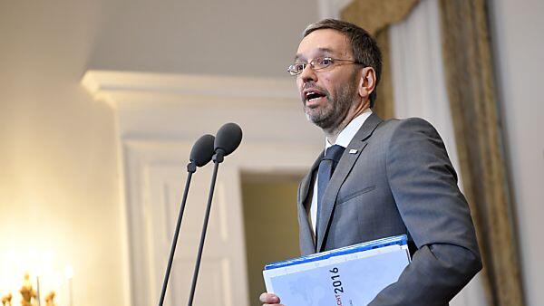 Kickl spricht von Bereitschaftstruppe der Polizei