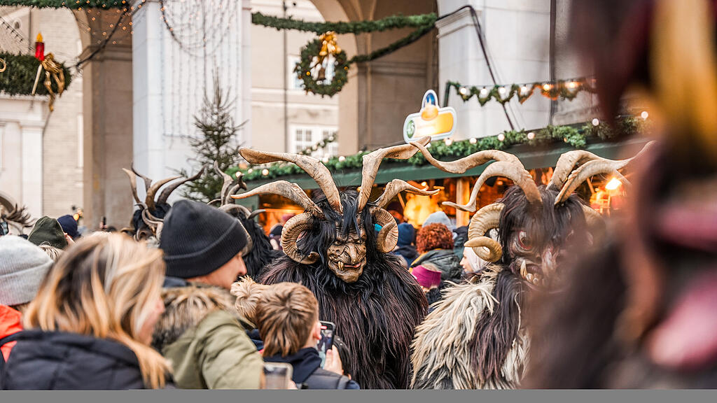 Krampuslauf am Christkindlmarkt Salzburg