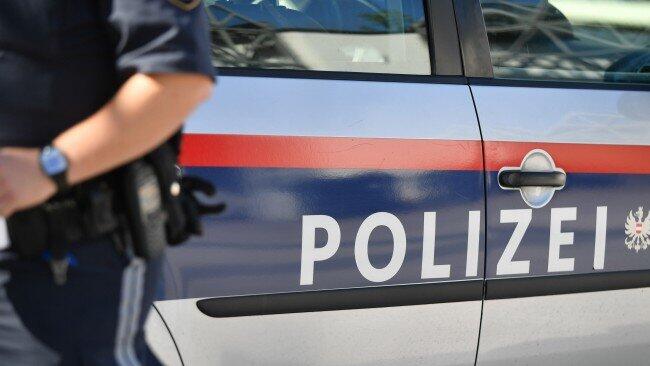 Der Abgängige soll zuletzt Kontakt mit einem 23-jährigen Flachgauer gehabt haben, der nun festgenommen wurde (Symbolbild).