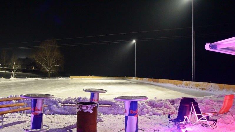 Größter Eislaufplatz in Seekirchen