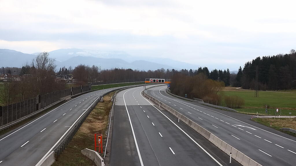 Leere Straßen in Salzburg
