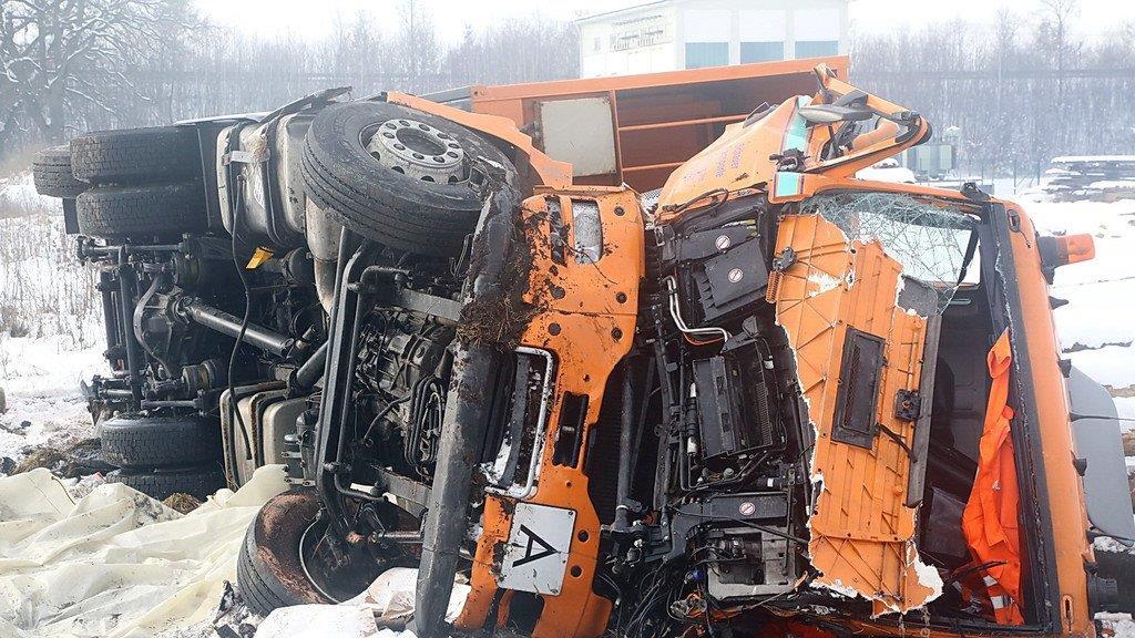 Lkw-Wrack geborgen