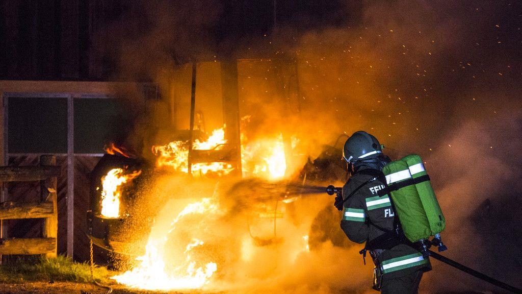 Brand eines Radladers in Flachau I