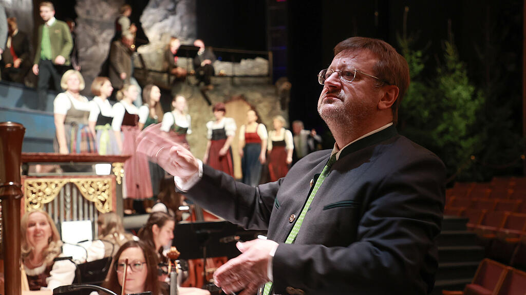 SalzburgerAdventsingen20231124213.jpg