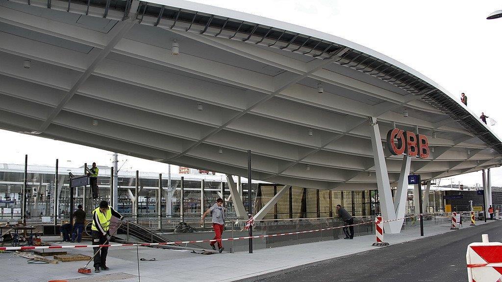 Finale Arbeiten am Salzburger Hauptbahnhof