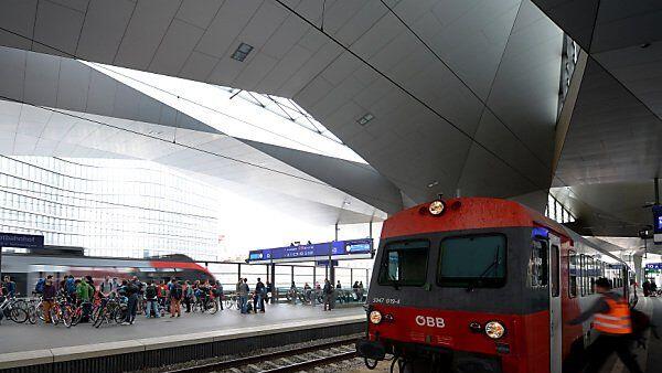 Der Verkehr soll vermehrt auf die Schiene verlegt werden