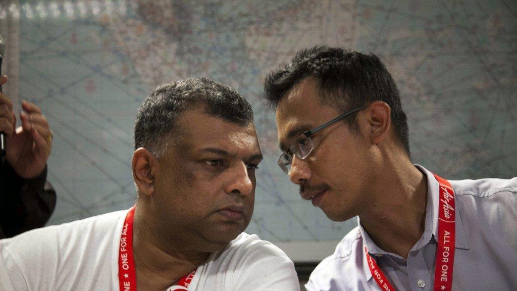 Suche nach AirAsia-Flug QZ8501 geht weiter
