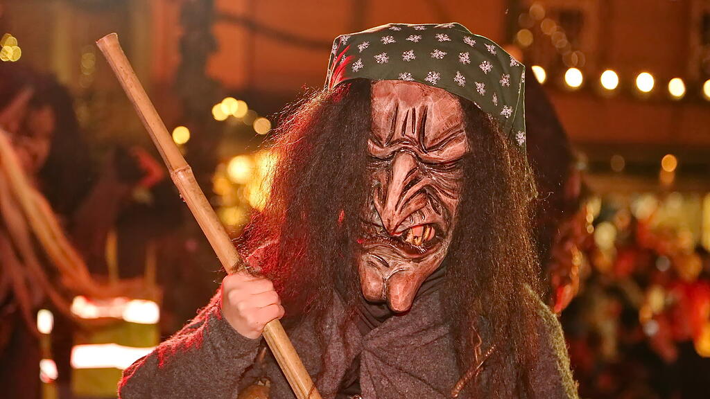 20231221_fmt_perchtenlauf_raunacht_dompl_KJ018.JPG