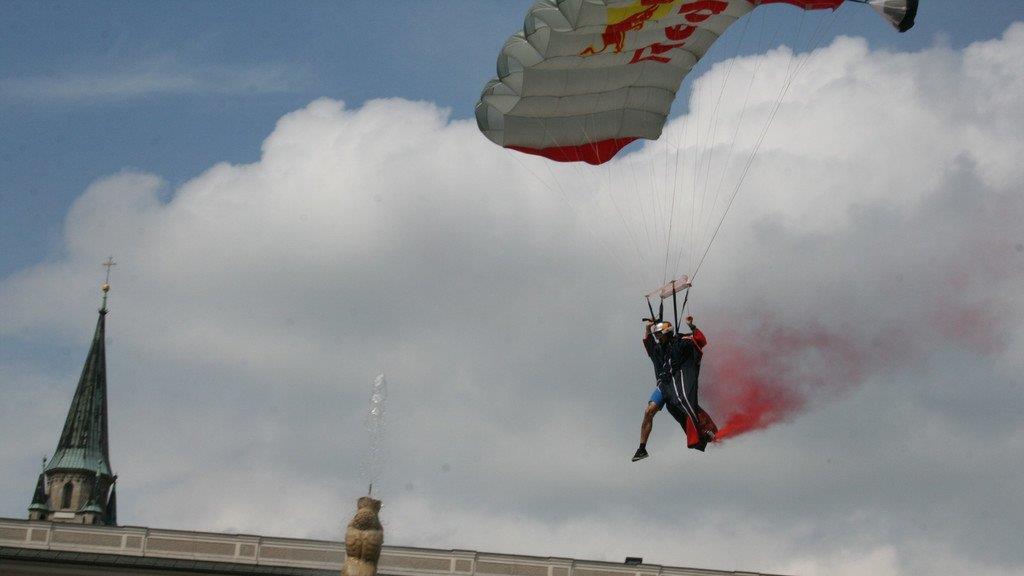 Red Bull X-Alps gestartet, II