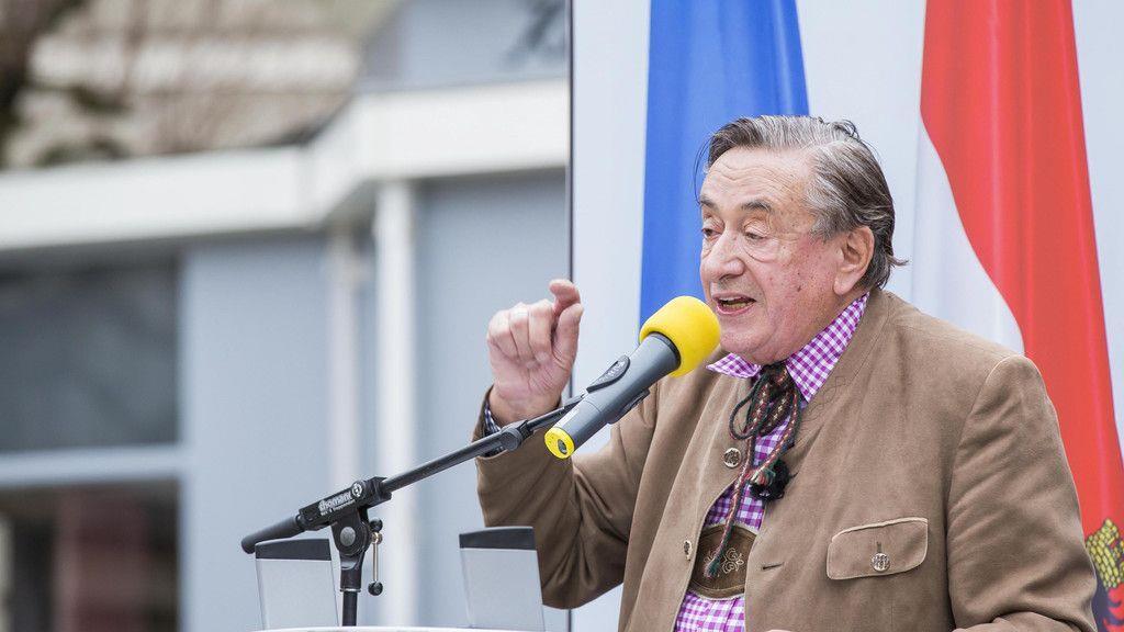 Richard Lugner auf Wahlkampftour in Salzburg I