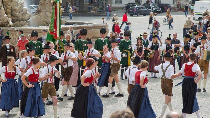Dult: Umzug durch die Stadt