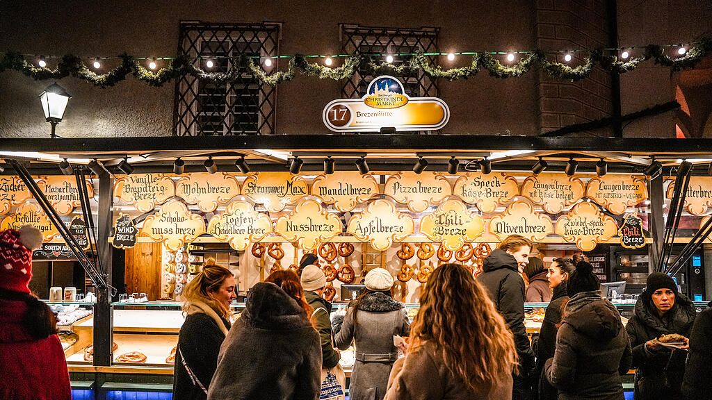 Impressionen der Christkindlmarkt Er\u00f6ffnung