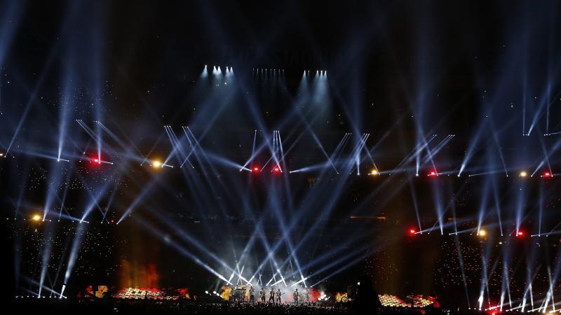 Bruno Mars & Red Hot Chili Peppers live beim Super Bowl 2014