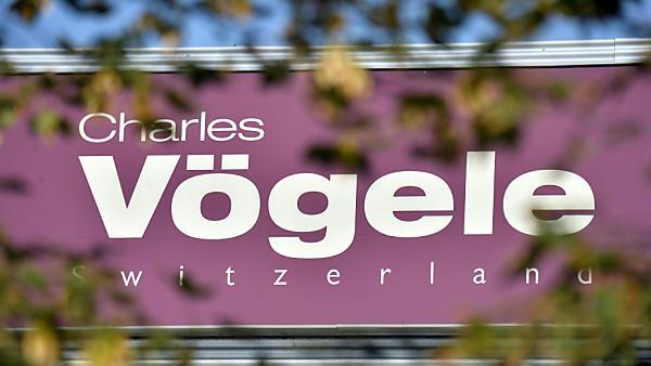 Offenbar prüfen zwei Interessenten mögliche Angebote