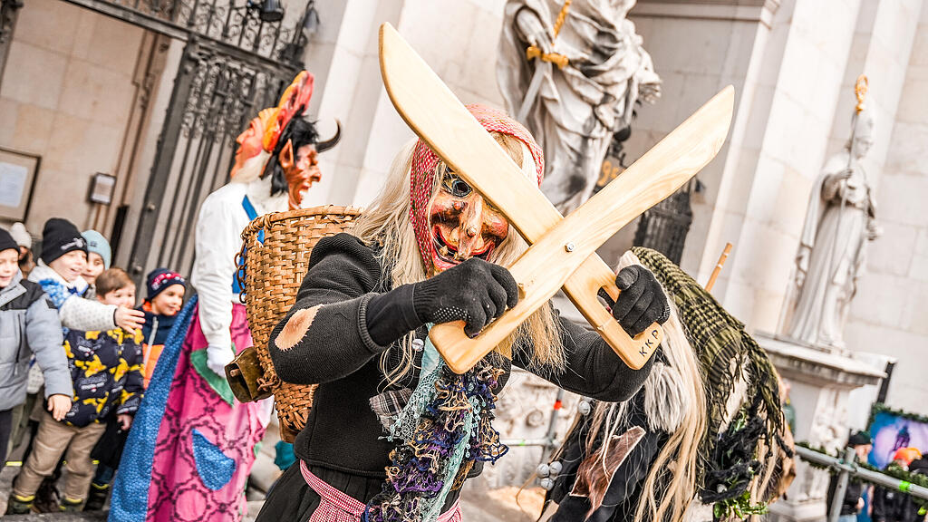 Krampuslauf am Christkindlmarkt Salzburg