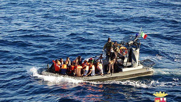 Viele Flüchtlinge überstehen die Strapazen nicht