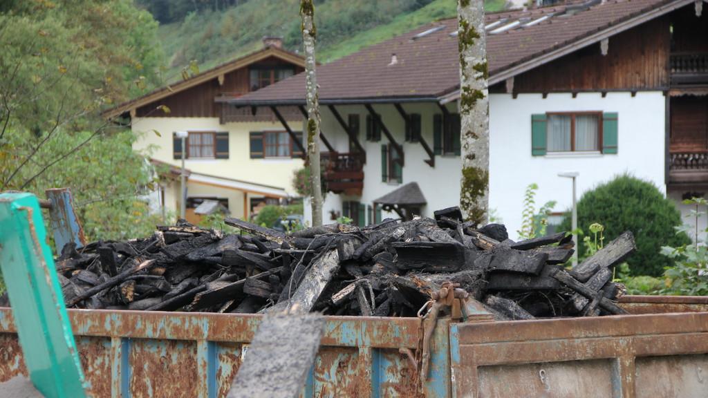 Brandruine am Tag danach