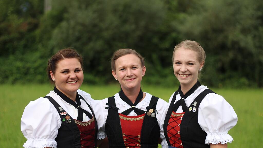 75 Jahre Trachtenverein  D\u00b4Puachstoana