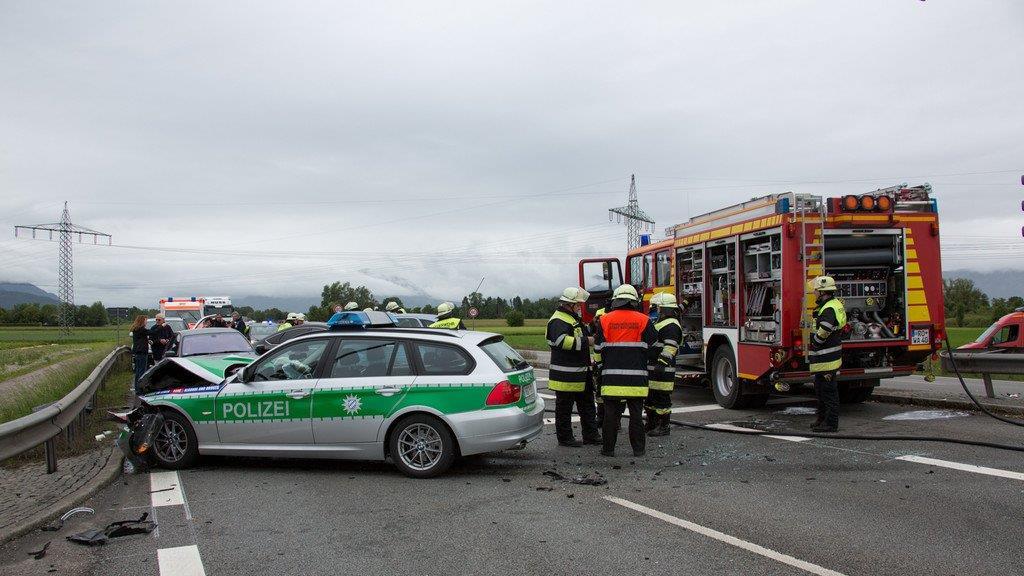 Unfall mit Polizeiauto