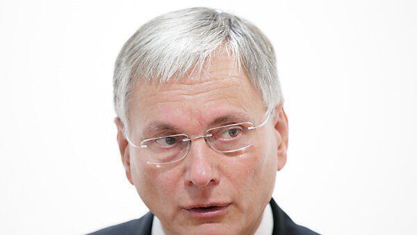 Verkehrsminister gegen Ablöse von Landesparteichef Entholzer