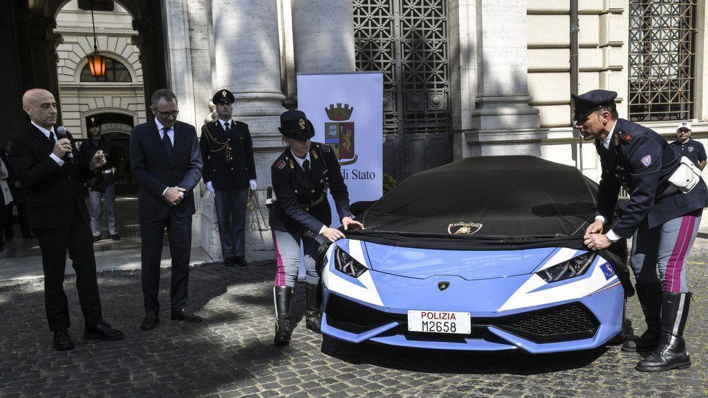 Neue Lamborghini für die italienische Polizei