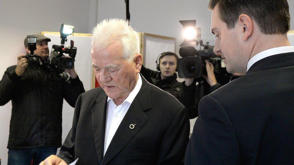 Nationalratswahl: Spitzenkandidaten geben Stimme ab