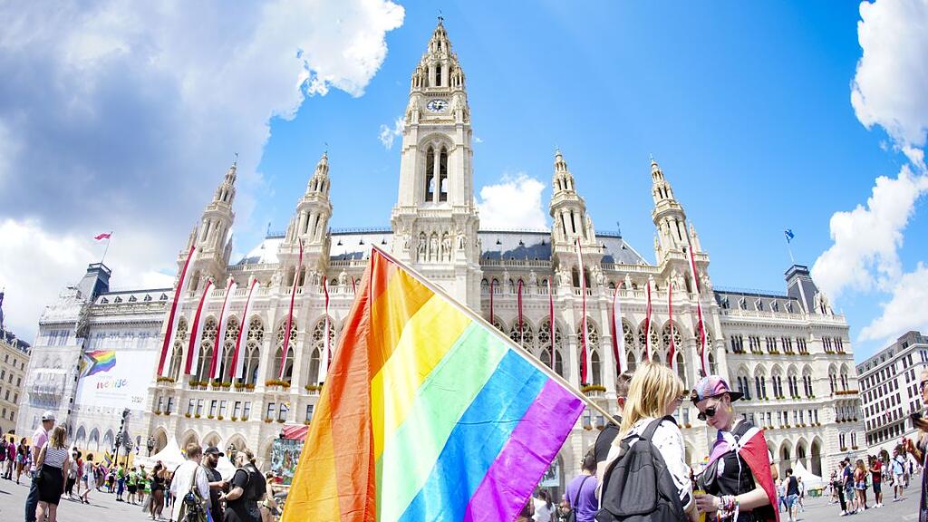 Regenbogenparade Wien 2023