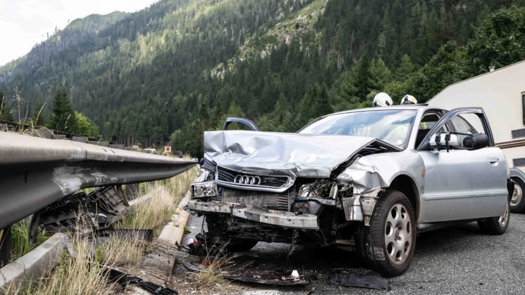 Unfall Wohnwagen Flachau A10