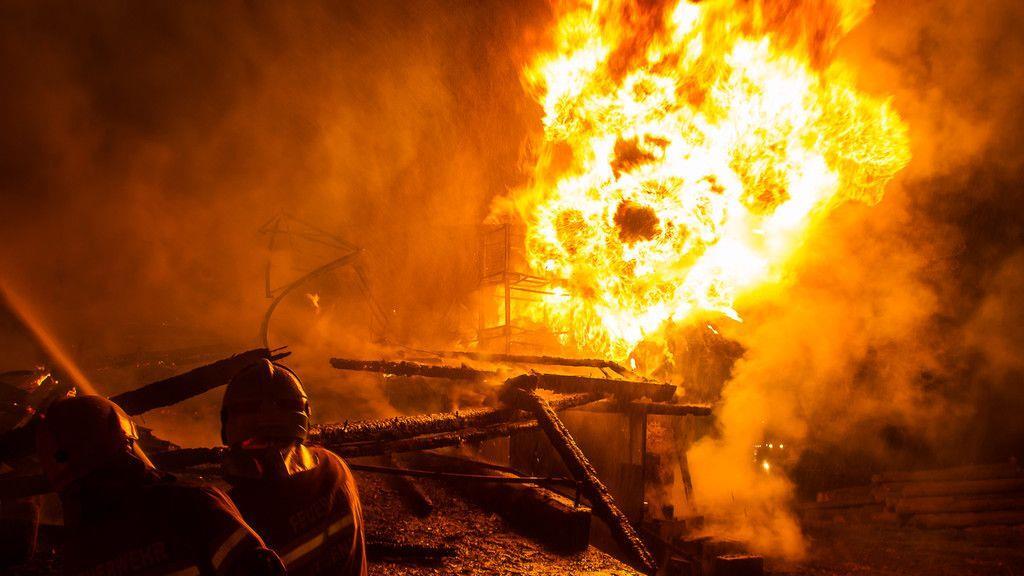 Großbrand bei Bauernhof in Seekirchen